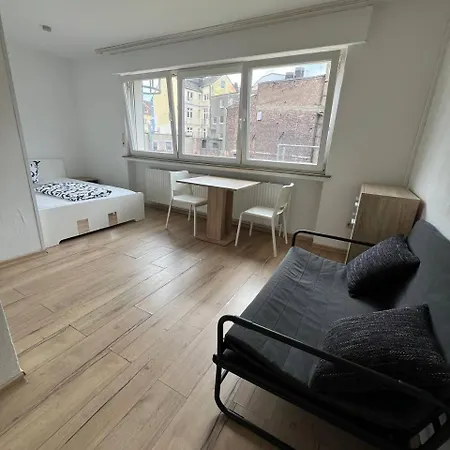 In Der Ludwigstrasse Im Zentrum Von *